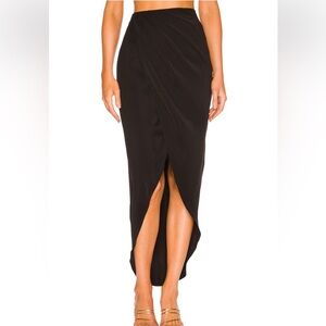 🖤SUPERDOWN ARIELLE SLIT MAXI SKIRT IN BLACK🖤